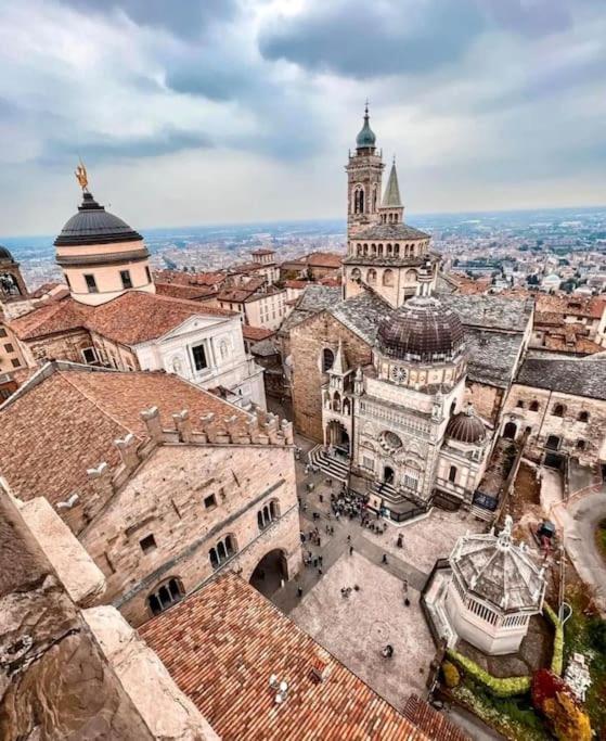 Suite32 Bergamo Exterior foto